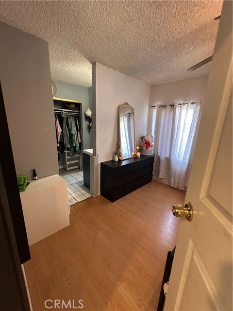 Detail Gallery Image 11 of 42 For 910 W Florence Ave, La Habra,  CA 90631 - 4 Beds | 3 Baths
