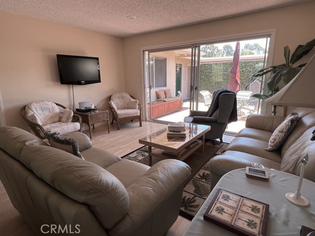 Detail Gallery Image 14 of 33 For 152 E Bowling Green, Port Hueneme,  CA 93041 - 3 Beds | 2 Baths