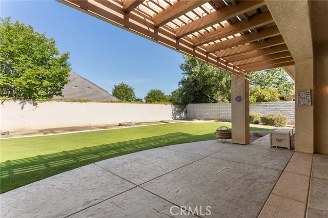 Detail Gallery Image 32 of 36 For 2419 Crocus Dr, Bakersfield,  CA 93311 - 2 Beds | 2 Baths