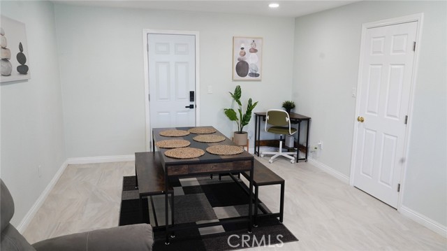 Detail Gallery Image 7 of 12 For 12732 Woodbury, Garden Grove,  CA 92843 - 3 Beds | 2 Baths