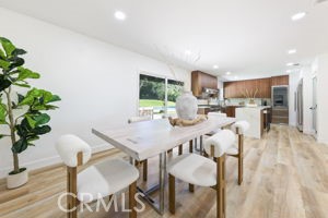 https://media.crmls.org/medias/0c2b105d-93a2-4605-a4e8-e11a7858b43e.jpg?preset=X-Large
