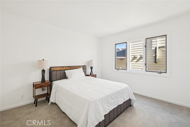 Detail Gallery Image 17 of 22 For 1214 E Balboa Bld, Newport Beach,  CA 92661 - 4 Beds | 3/1 Baths