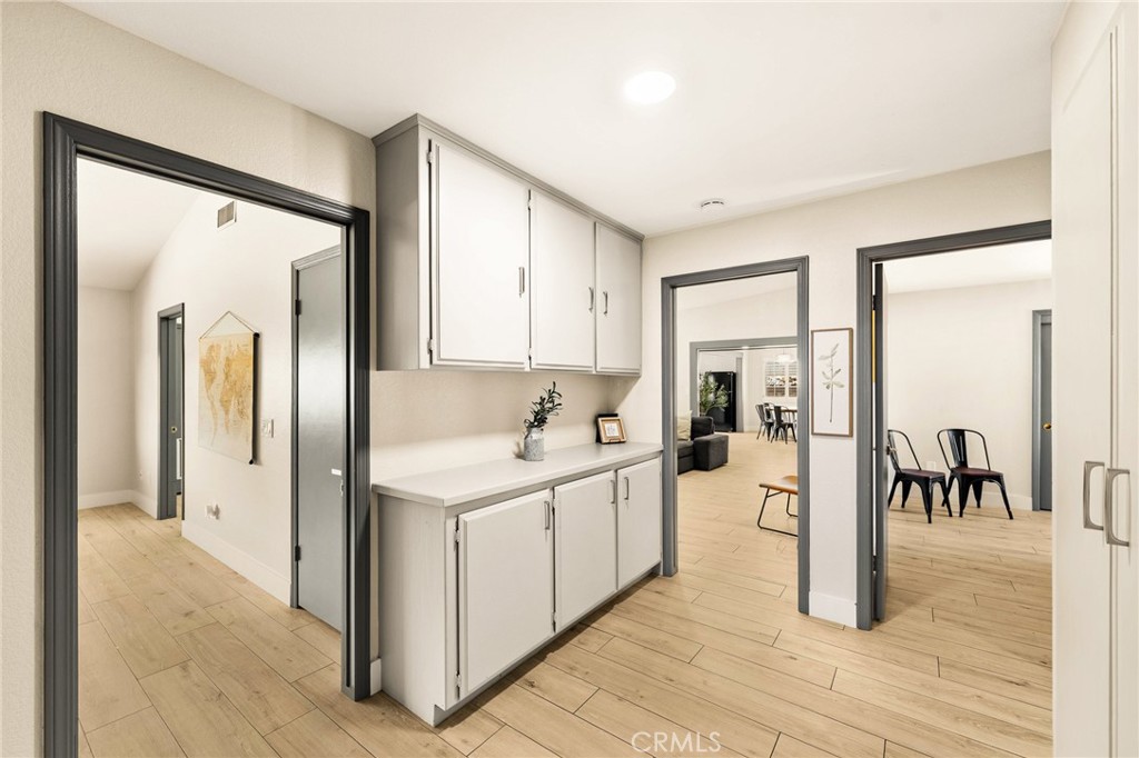 MLS #OC25120439 img 12