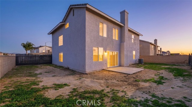 Detail Gallery Image 4 of 60 For 3454 Garnet, Rosamond,  CA 93560 - 5 Beds | 3 Baths