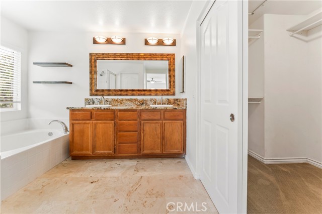 33545 Nandina, Murrieta CA: https://media.crmls.org/medias/0c2d0229-3131-4d43-aac4-d935d2461999.jpg