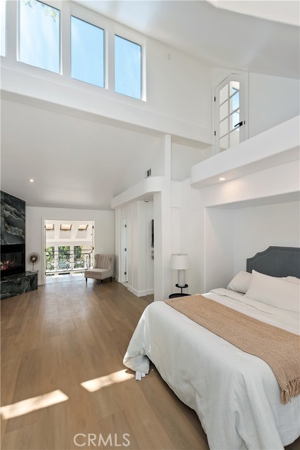 Detail Gallery Image 25 of 59 For 27757 North Bay Rd, Lake Arrowhead,  CA 92352 - 4 Beds | 3 Baths