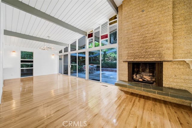 Detail Gallery Image 9 of 24 For 3307 Ledgewood, Los Angeles,  CA 90068 - 3 Beds | 2/1 Baths