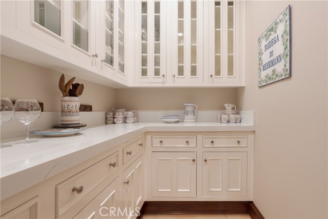 27465 Meadow Bay Drive, Lake Arrowhead, CA 92352