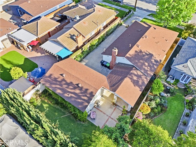 Image 32 of 34 For 713 Sycamore