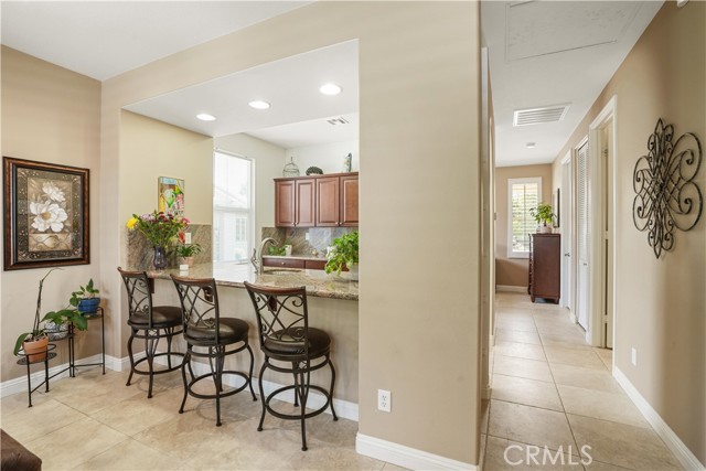 26935 Cotswold Drive, Canyon Country CA: https://media.crmls.org/medias/0c30c3fd-5727-42d7-a384-d0fe995d4629.jpg