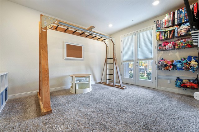 Detail Gallery Image 10 of 27 For 6883 E Robinson, Fresno,  CA 93727 - 4 Beds | 3 Baths