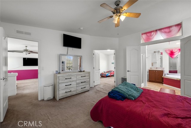 6241 Sespe Avenue, Mojave CA: https://media.crmls.org/medias/0c3218a3-3cd5-4e7f-83a1-67edbcf4f2c1.jpg