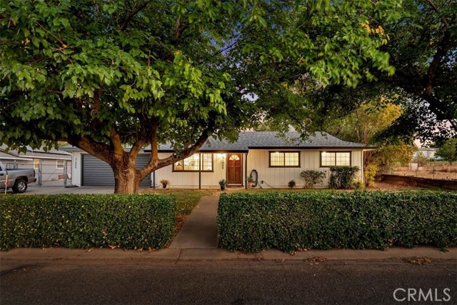 Detail Gallery Image 2 of 46 For 21999 Riverside Ave, Red Bluff,  CA 96080 - 3 Beds | 2 Baths