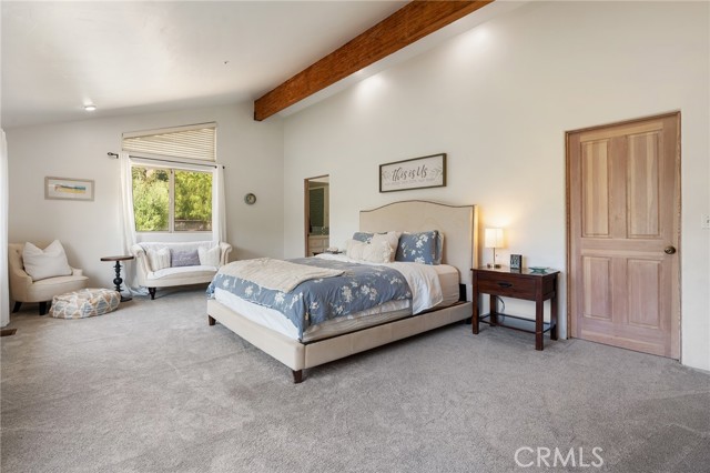 1733 Arteique Rd, Topanga CA: https://media.crmls.org/medias/0c3271bf-8269-44d5-8586-3a1dd91eff42.jpg