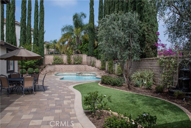 1671 Fairway Drive, Corona CA: https://media.crmls.org/medias/0c3290ef-af6a-4db4-bdac-25ea87ef7ad7.jpg