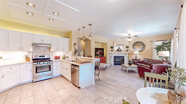 4350 Ferreira Ranch Drive, Turlock CA: https://media.crmls.org/medias/0c32c42e-aa1e-4edd-8205-72bba9894a68.jpg
