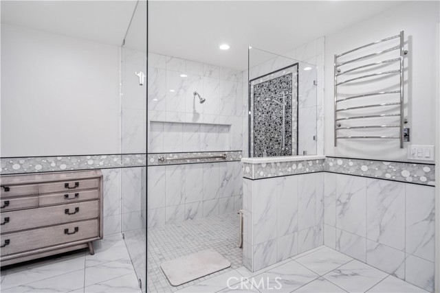 Detail Gallery Image 32 of 74 For 2755 W Avenue, Palmdale,  CA 93551 - 5 Beds | 3/1 Baths