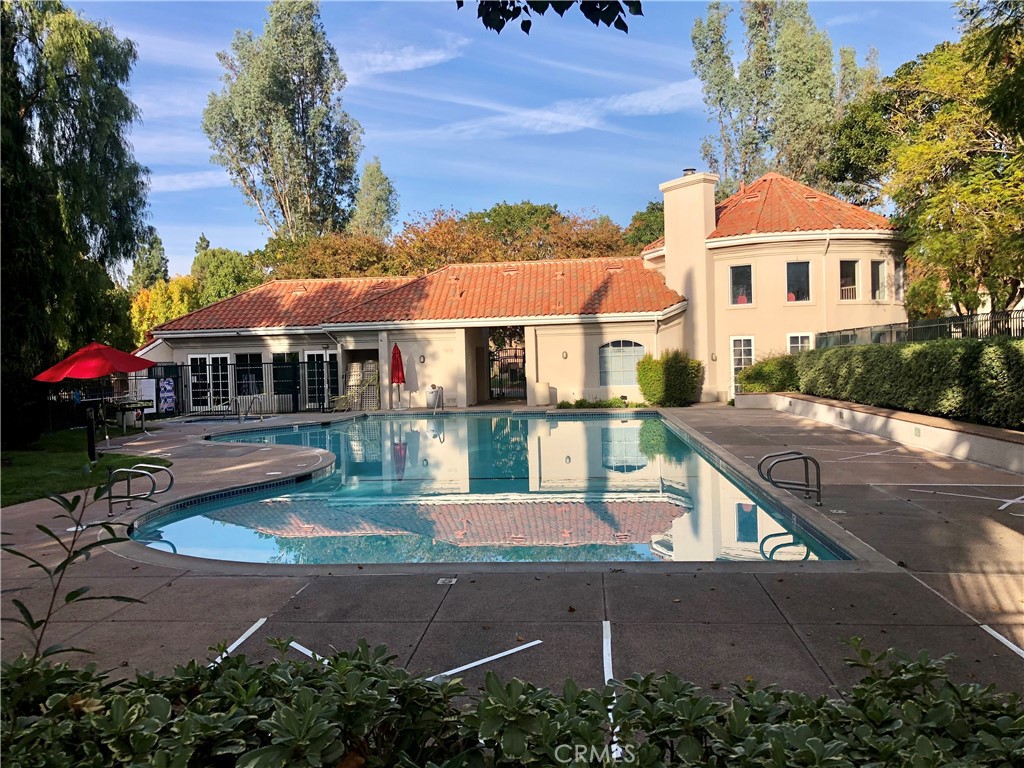 0c33b787 D896 46b4 94b8 Bf85f815e195