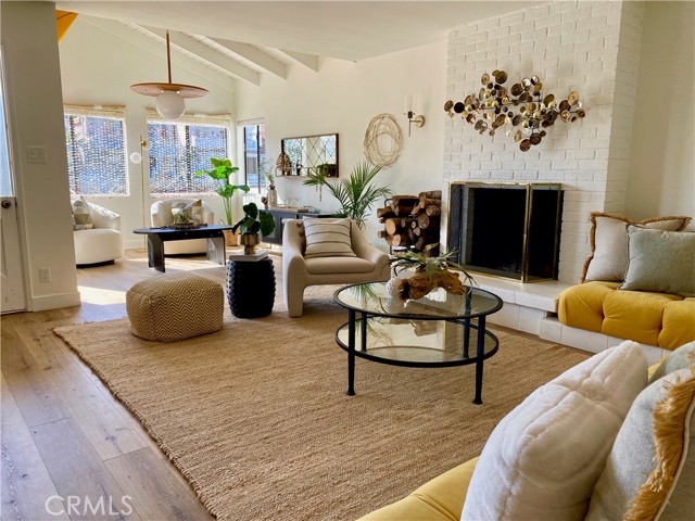 Detail Gallery Image 11 of 33 For 322 Grand Canal, Newport Beach,  CA 92662 - 3 Beds | 3 Baths