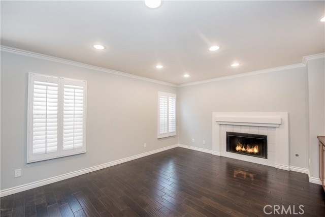3498 Birchleaf Drive, Corona CA: https://media.crmls.org/medias/0c349b17-67a8-4d84-bf8b-28225d0c61e8.jpg