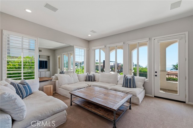 Detail Gallery Image 21 of 48 For 33 Nuvola Ct, Rancho Palos Verdes,  CA 90275 - 4 Beds | 3/1 Baths