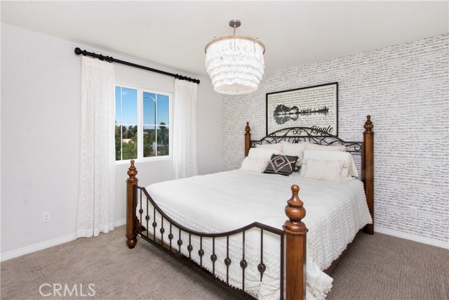 36067 Roaring Fork Drive, Winchester CA: https://media.crmls.org/medias/0c34ceb7-a09d-44e7-9232-5dd57562dffd.jpg