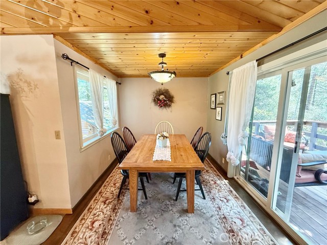 Detail Gallery Image 15 of 33 For 1900 Teton Way, –,  CA 93222 - 4 Beds | 3 Baths