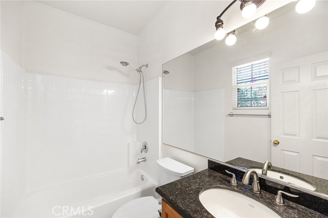 32856 Northshire Circle, Temecula CA: https://media.crmls.org/medias/0c35d60d-9f26-4d16-a79c-b259458313cf.jpg