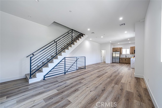 Detail Gallery Image 19 of 34 For 4445 Auckland Avenue, Toluca Lake,  CA 91602 - 4 Beds | 3 Baths