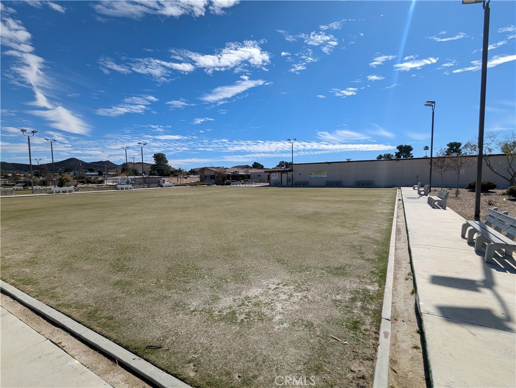 https://media.crmls.org/medias/0c362fb8-4db3-439e-971c-12f23a89cb25.jpg?preset=X-Large