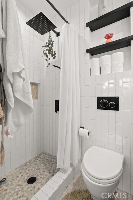 1900 Gates Avenue, Redondo Beach, California 90278, 3 Bedrooms Bedrooms, ,1 BathroomBathrooms,Residential,Sold,Gates,AR22001172