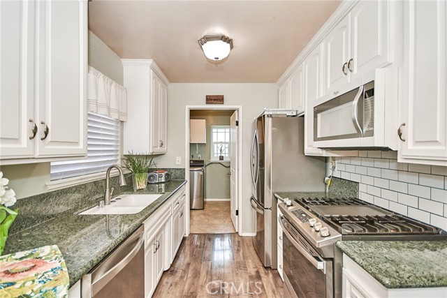 Detail Gallery Image 8 of 44 For 15415 Fairhope Dr, La Mirada,  CA 90638 - 3 Beds | 2 Baths