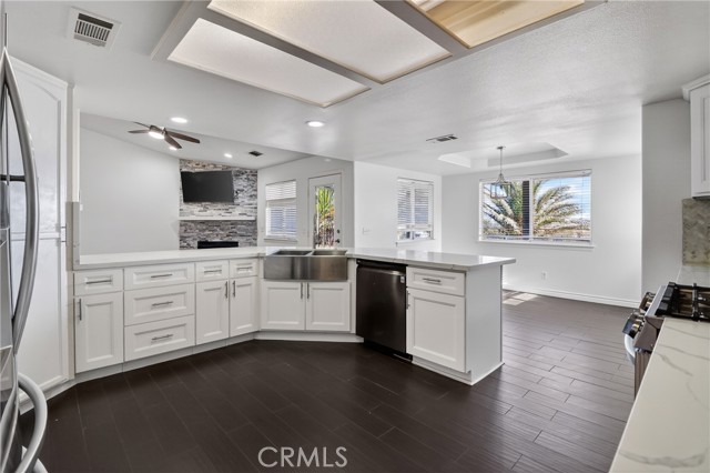 Detail Gallery Image 6 of 27 For 7426 Cedar St, Phelan,  CA 92371 - 4 Beds | 2 Baths