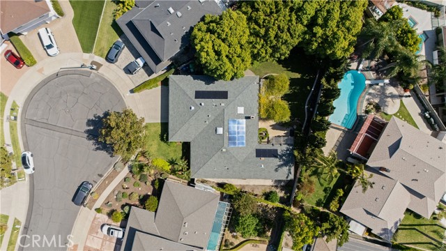 13811 Palace Way, Tustin CA: https://media.crmls.org/medias/0c37c1e4-364a-48f7-ae66-bc9e1375f906.jpg