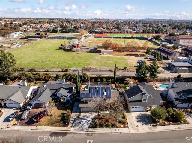 Detail Gallery Image 2 of 38 For 470 Nickerson Dr, Paso Robles,  CA 93446 - 3 Beds | 2/1 Baths