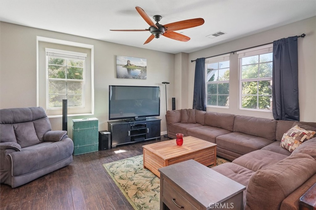 MLS #SR25094157 img 2