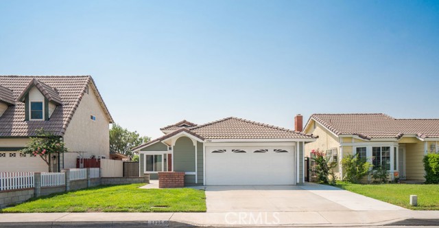 Image 2 for 11964 Oakwood Dr, Fontana, CA 92337