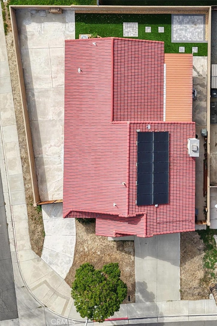https://media.crmls.org/medias/0c3a617e-1c6a-4c64-b405-b000ce890fa3.jpg?preset=X-Large