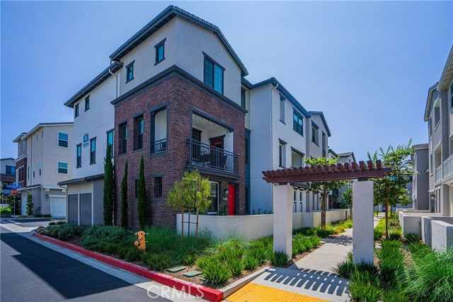 Detail Gallery Image 2 of 16 For 6966 Cottonwood Ln, Buena Park,  CA 90621 - 3 Beds | 2/1 Baths