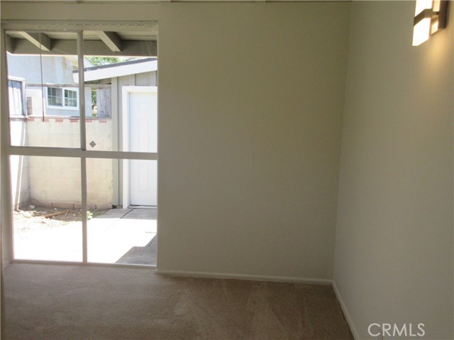 8447 Fullbright Avenue, Winnetka CA: https://media.crmls.org/medias/0c3bdf7e-d1e1-4692-a41d-a8541b60fe55.jpg