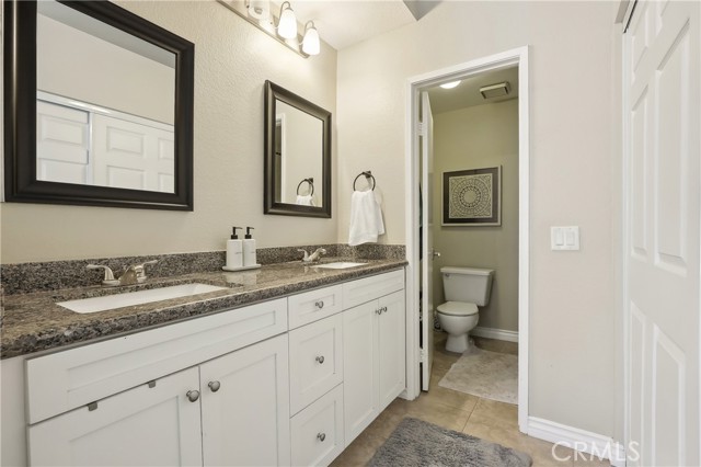 1 Buttercup, Rancho Santa Margarita CA: https://media.crmls.org/medias/0c3be7f0-db13-4cc5-8794-34b7d55335d4.jpg