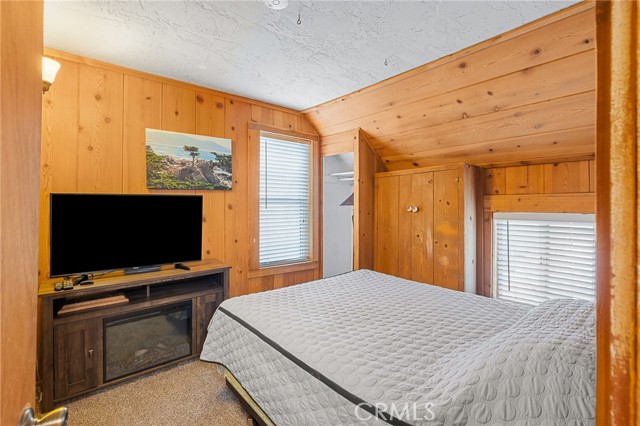 Detail Gallery Image 12 of 30 For 233 Glen Avon Dr, Cedar Glen,  CA 92321 - 4 Beds | 3 Baths