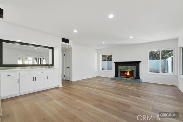 Detail Gallery Image 12 of 40 For 13047 Garris, Granada Hills,  CA 91344 - 4 Beds | 3 Baths