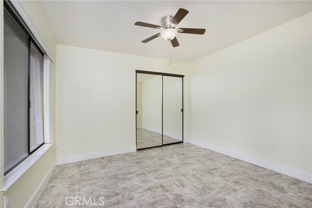 611 Colonial Circle, Fullerton CA: https://media.crmls.org/medias/0c3cd849-d256-4b35-b560-dca3239bfc3e.jpg