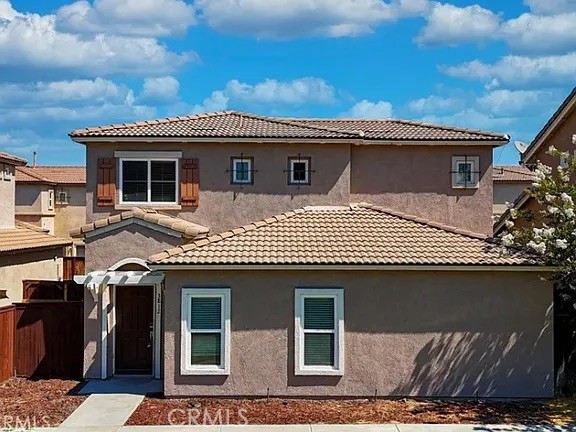 Detail Gallery Image 2 of 21 For 3812 Carrotwood St, Riverside,  CA 92501 - 3 Beds | 2/1 Baths