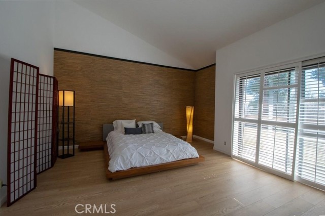 Detail Gallery Image 21 of 44 For 12355 Chandler Bld #202,  Valley Village,  CA 91607 - 2 Beds | 2 Baths