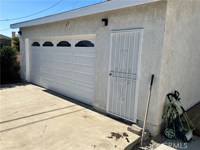 Detail Gallery Image 7 of 43 For 1818 W 81st, Los Angeles,  CA 90047 - 4 Beds | 3/1 Baths