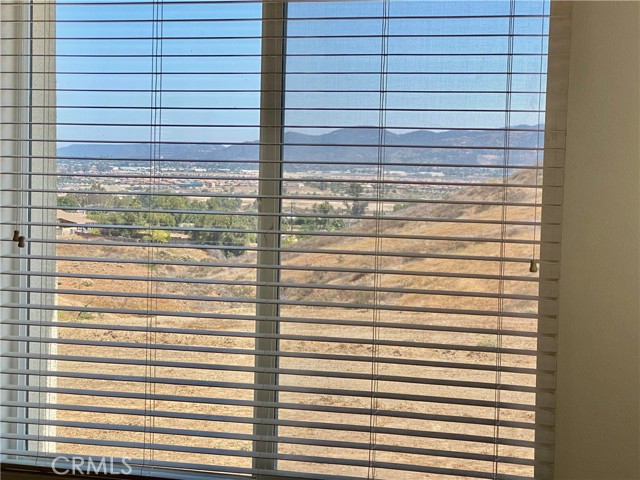 934 Helena Ridge, Lake Elsinore CA: https://media.crmls.org/medias/0c3dc326-f66b-4af8-a994-961921223430.jpg