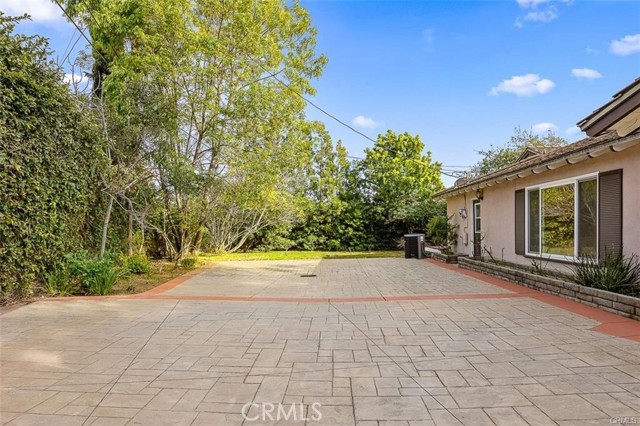 331 Cambridge Drive, Arcadia CA: https://media.crmls.org/medias/0c3e3434-1598-4fa4-a6cc-e1f0e4c9542c.jpg