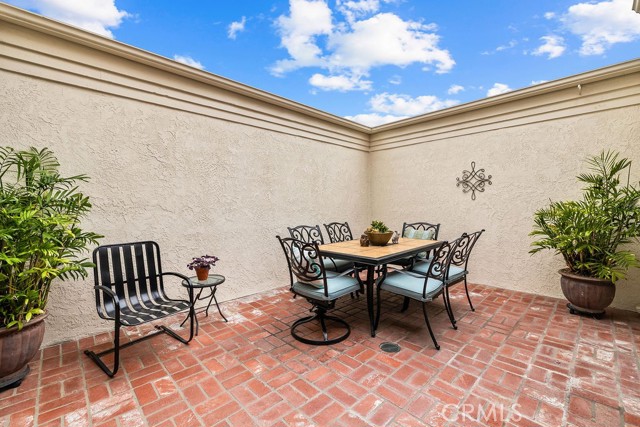 Image 7 of 33 For 38 Navarre  138